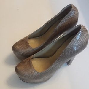 shoedazzle platform heels